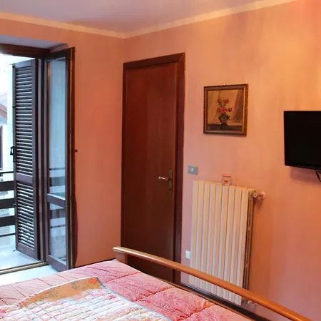 Casa Valeria Apartman Civo